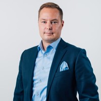 Review by Juhani Onkalo