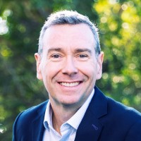 Review by Simon Kennedy