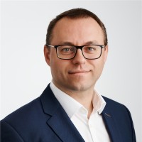Review by Adam Nowaczyk